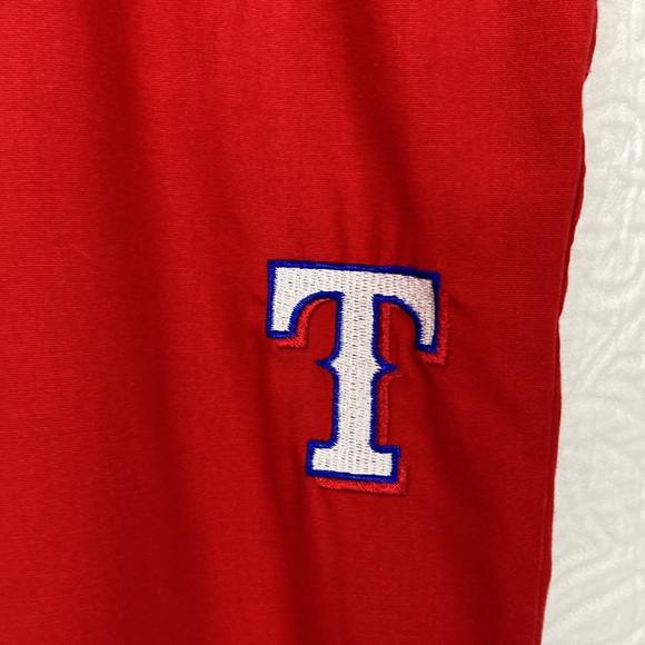 MLB Genuine Merchandise Women’s Texas Rangers Scrub Set sz Small - Picture 10 of 14